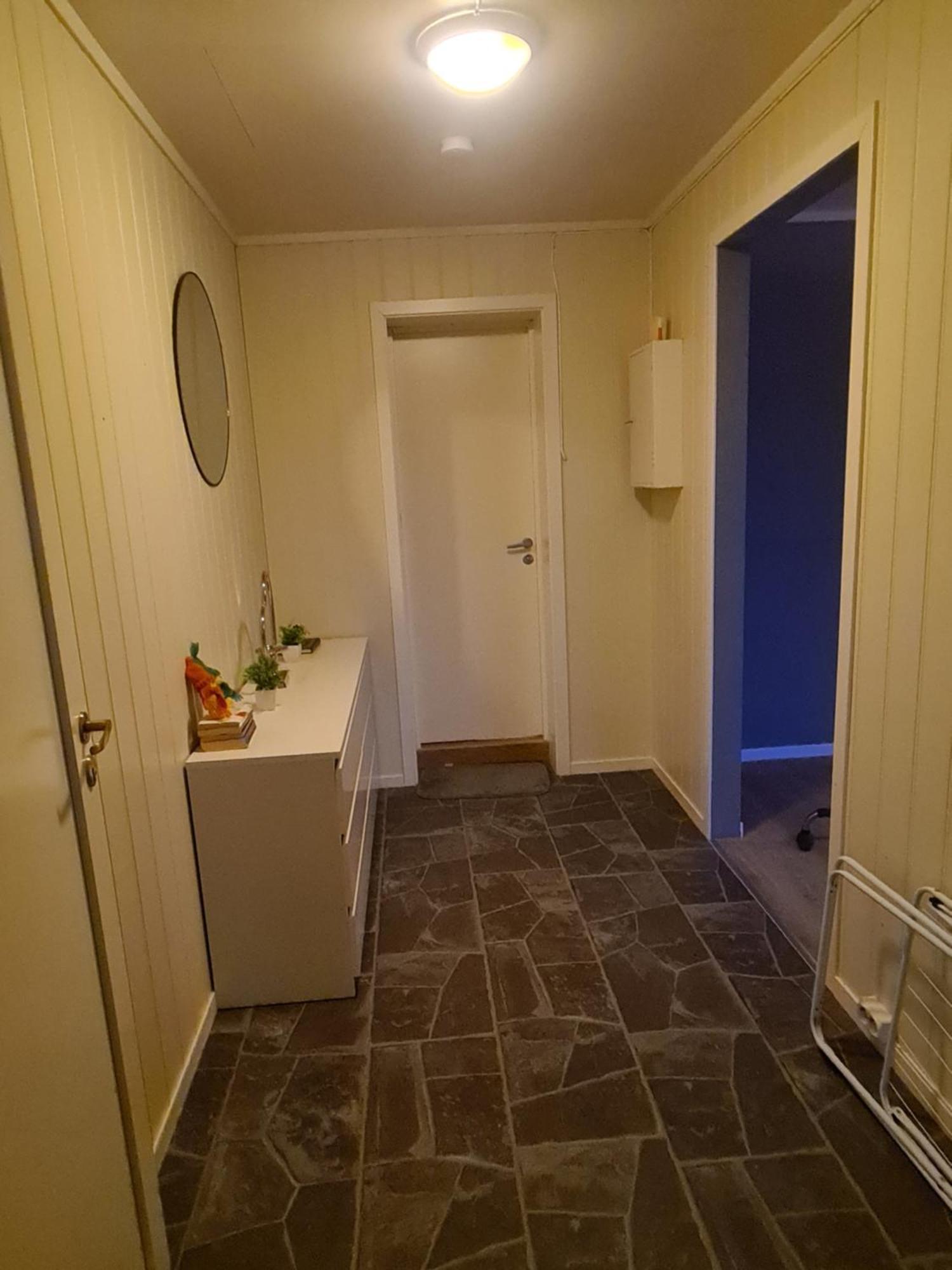 Leiligheten Pa Tomasjordnesvegen Tromso Luaran gambar